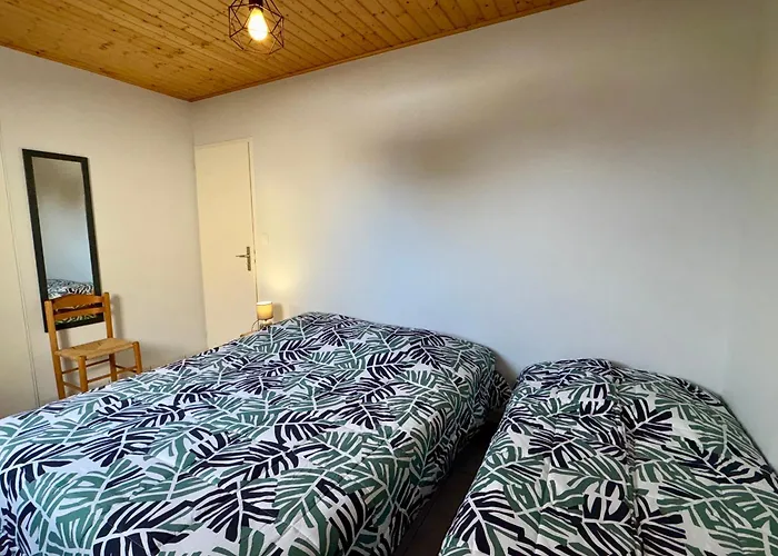 Semesterbostad Maison Spacieuse A 300m De La Plage, Terrasse, Garage - Fr-1-323-378