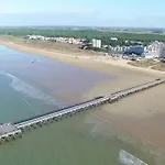 Maison Spacieuse A 300m De La Plage, Terrasse, Garage - Fr-1-323-378 * سا يْليرْ دو ري