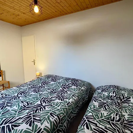 Semesterbostad Maison Spacieuse A 300m De La Plage, Terrasse, Garage - Fr-1-323-378