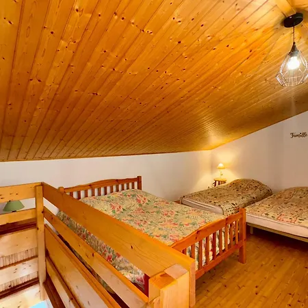 Holiday home Maison Spacieuse A 300m De La Avec Terrasse, Pour 6 Pers., - Fr-1-323-378 *